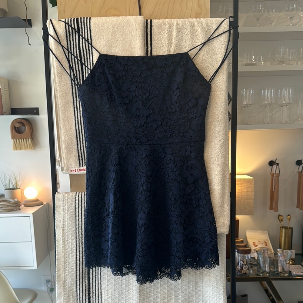 Alice + Olivia blue lacy dress